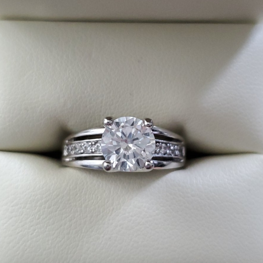 Silver plated Round Cut CZ